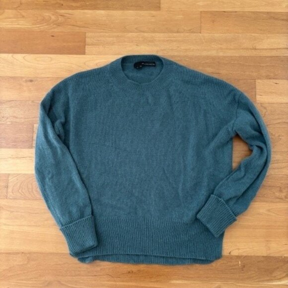 525 America Cashmere Sweater - Picture 1 of 3
